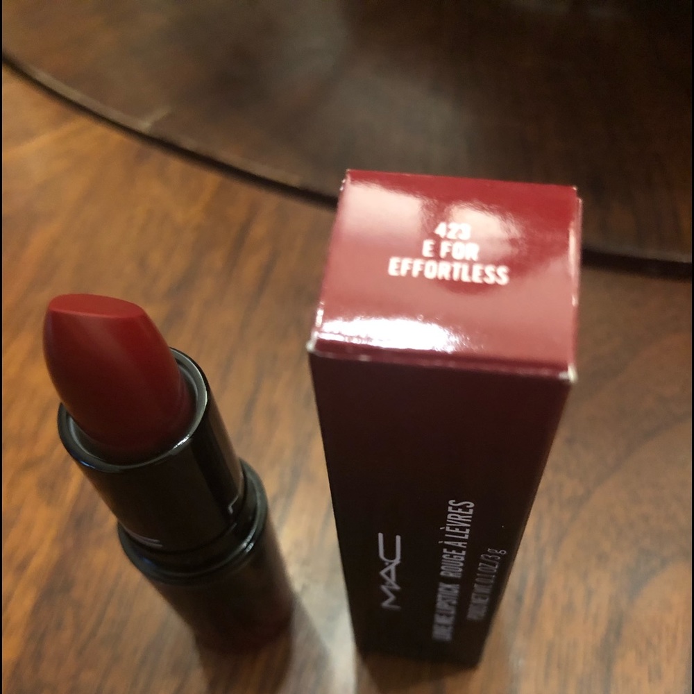 MAC love me lipstick color is e for effortless
